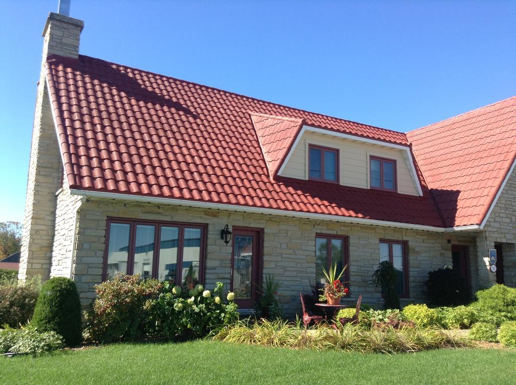 Douces Évasions Bed and Breakfast Saint-Anselme Esterno foto
